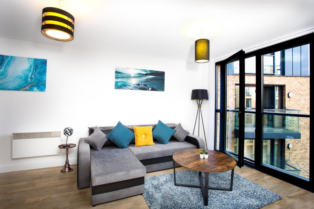 Absolute Stays On Essex - Chinatown - Hippodrome - Alexandra Theatre - Bull Ring - The Rep - B'Ham Intl Airport - Free Wifi - Free Parking - Contractors - Corporates Birmingham Bagian luar foto